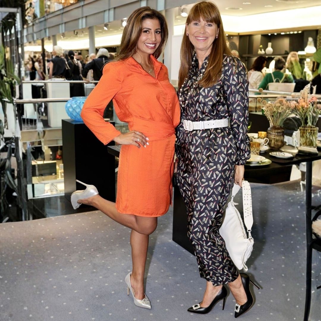 Gloriellas Schuhclips Iconic Star Glitzerschnalle im  Manolo Blahnik Style mit schwarzen und silbernen bequeme High Heels von Gloriellas