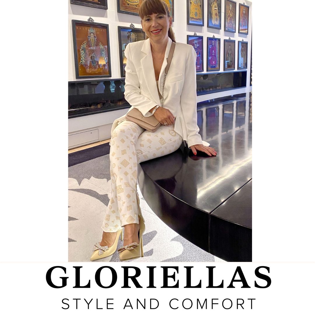 GLORIELLAS Schuhclip Catwalk Princess Gloriellas Schuhclips Catwalk Princess Schuhaccessoire in Schleifenform mit Glitzersteinen und beigen High Heels