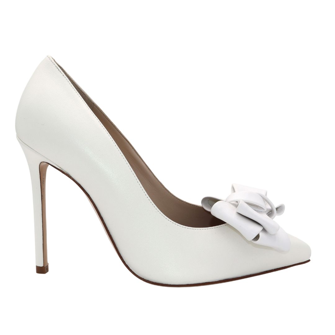 GLORIELAS Clip White Party Gloriellas Schuhclip White Party weie Schleife aus veganem Leder mit weißen High Heels
